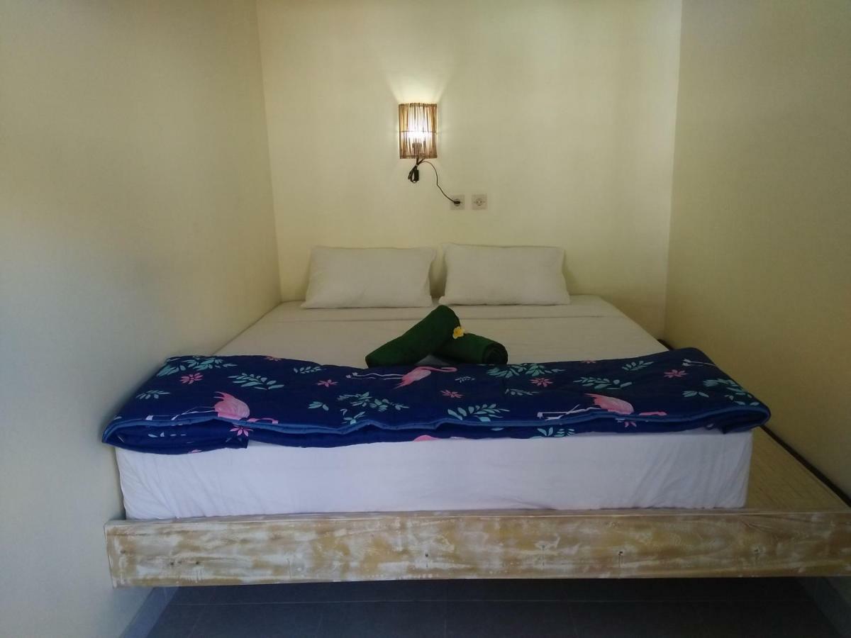 Backpackers Home Amed Luaran gambar