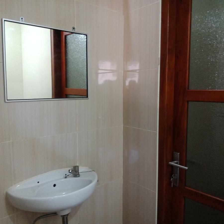 Backpackers Home Amed Luaran gambar