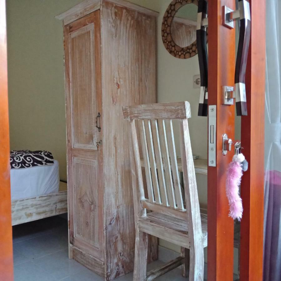 Backpackers Home Amed Luaran gambar