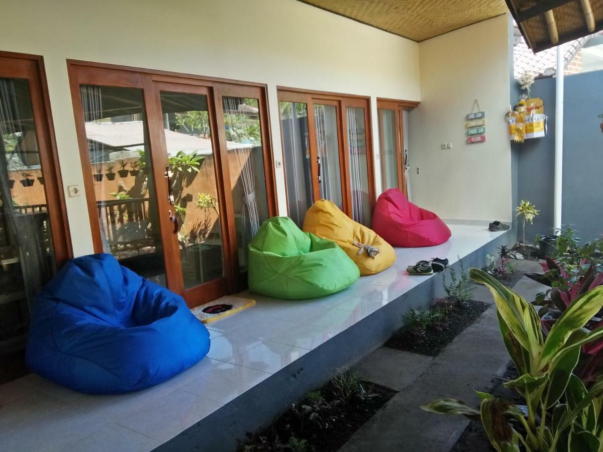 Backpackers Home Amed Luaran gambar